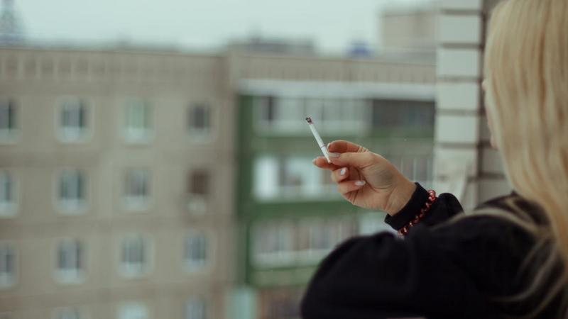 Konsekwencje palenia na balkonie