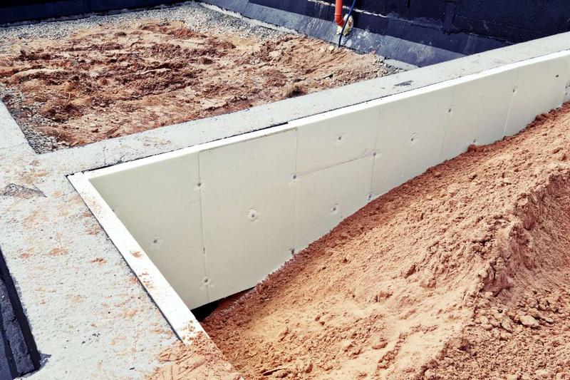 Montaż styroduru na fundamentach