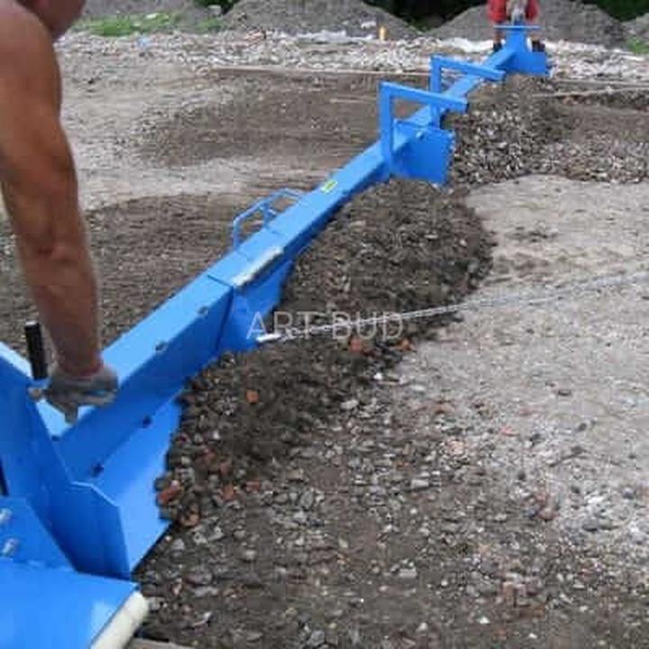 Wybór zaprawy pod kostkę brukową – klucz do uniknięcia problemów w przyszłości