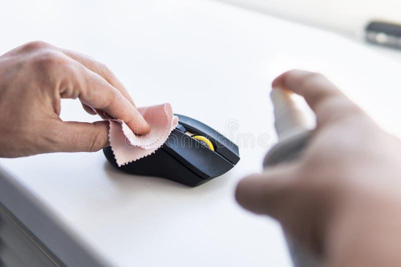 Naturalne odstraszanie myszy zapachami