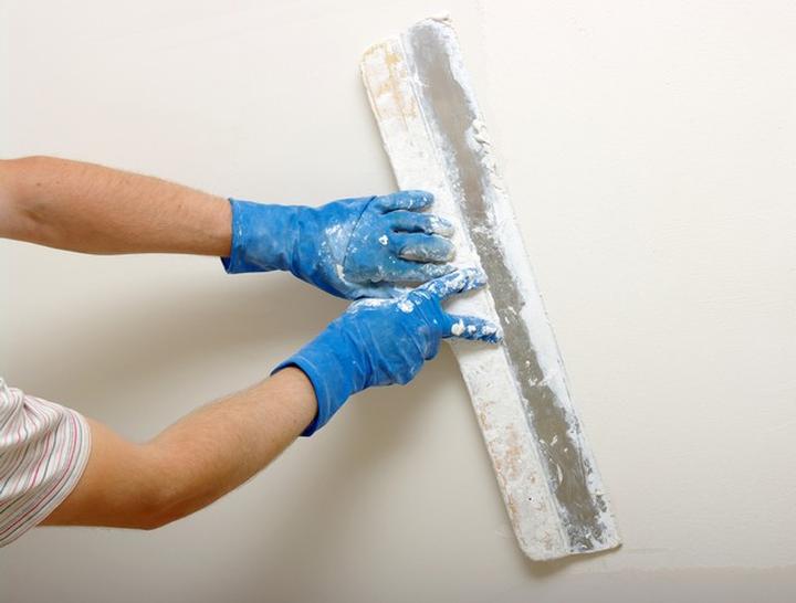 Najczęstsze błędy w tynkowaniu elewacji